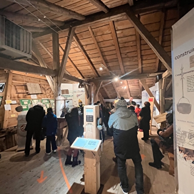 Guided tour in a typical house - museum