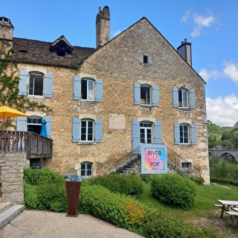 River Pop Hostel - CLÉRON