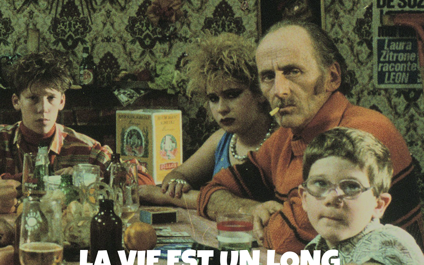 Festival Drôlement Bien - The film 'La vie est un long fleuve tranquille' (Life is a long quiet river)