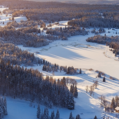 Roche Bernard and Tour des Lacs